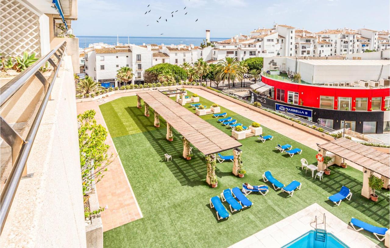 Awesome In With Outdoor Swimming Pool&1 Bedrooms